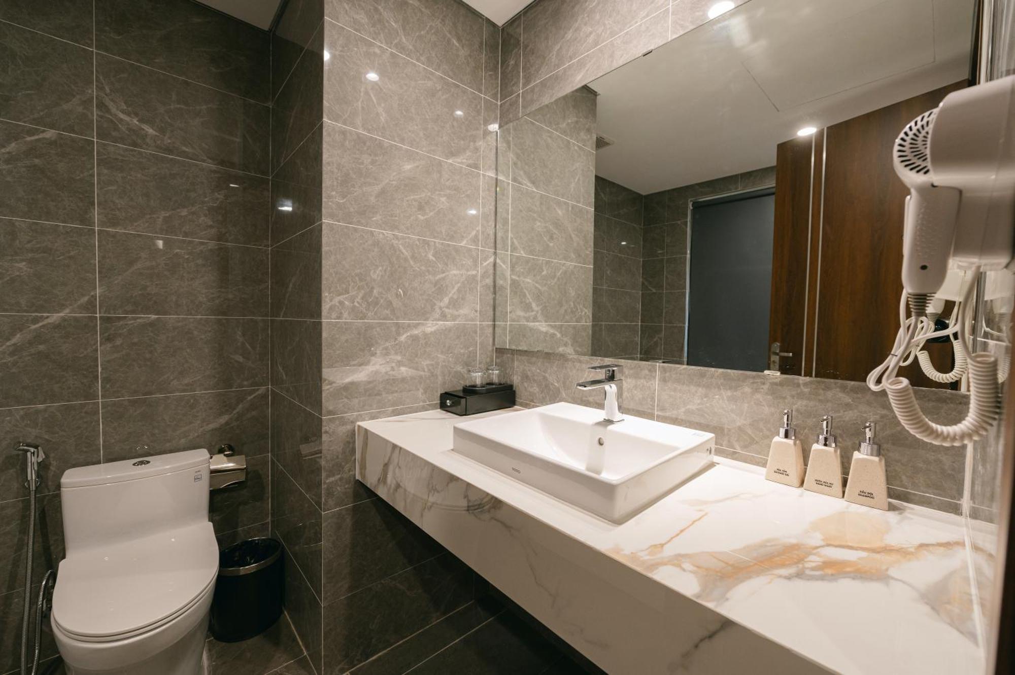 Love St - Hanoi Hotel Экстерьер фото
